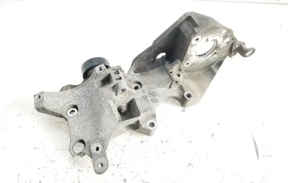 Skoda Superb B6 (3T) Generator/alternator bracket 03L903143K