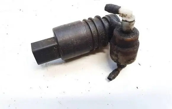 Audi A3 S3 8P Windscreen/windshield washer pump