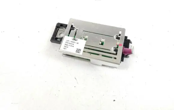 Ford Mustang Mach-E Aerial antenna amplifier LJ8T19K351AA