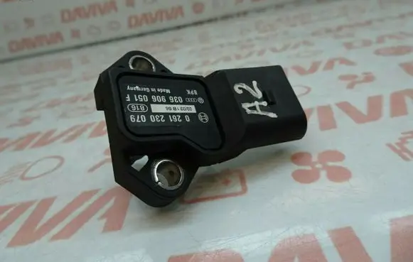 Audi A2 Air pressure sensor 036906051F 0261230079