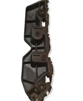 Renault Dacia Duster Front bumper mounting bracket 622220011R