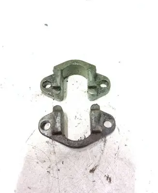 BMW 5 E39 Fuel Injector clamp holder