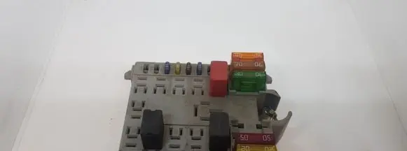 Iveco Daily 45 - 49.10 Fuse module 46752703