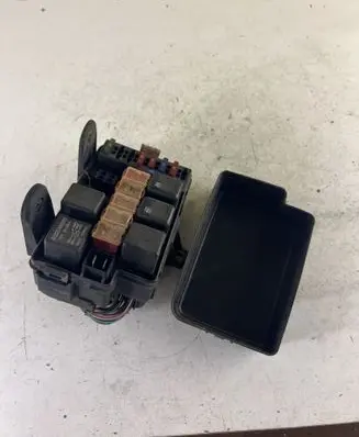 Hyundai Galloper Fuse module HR801041 95225M2000