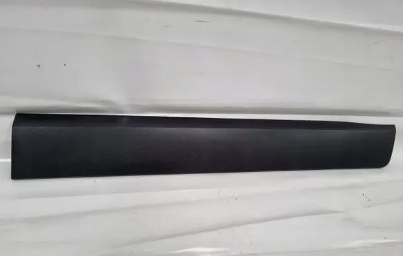 Opel Crossland X Front door trim (molding) 13482097