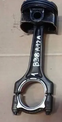Mini One - Cooper F56 F55 Piston with connecting rod B38A12A