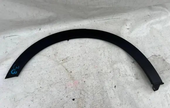 Suzuki SX4 S-Cross Rear arch trim 7725161M0