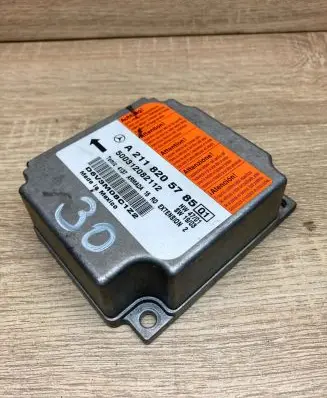 Mercedes-Benz E W211 Airbag control unit/module A2118205785 500312082112