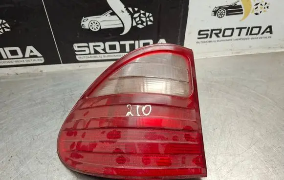 Mercedes-Benz E W210 Rear/tail lights A2108200164