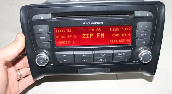 Audi TT TTS Mk2 Radio/CD/DVD/GPS head unit 8J0035186M CONCERT