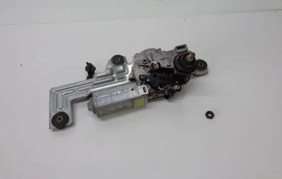 Mitsubishi Montero Rear window wiper motor 0390206518