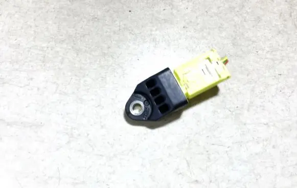 Toyota Yaris Airbag deployment crash/impact sensor 8983102140 89831-02140