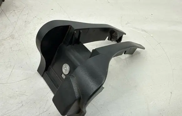 Mercedes-Benz E W211 Rear seat rail trim cover A2119200886