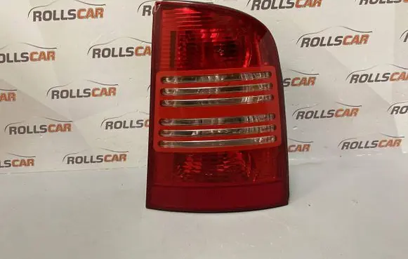 Skoda Octavia Mk1 (1U) Rear/tail lights 1U9945096 1U9945112