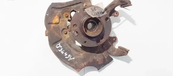 Volkswagen Polo III 6N 6N2 6NF Front wheel hub