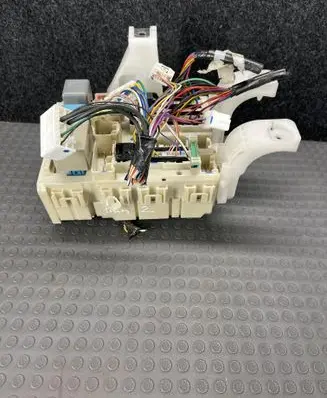 Toyota Prius (XW20) Fuse module 5J202180 5J030766