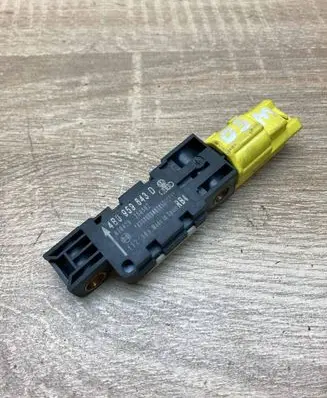 Audi A8 S8 D3 4E Airbag deployment crash/impact sensor 4B0959643D 020429 WITHPLUG