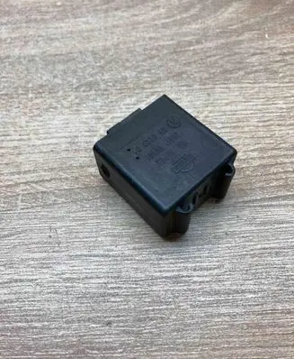 Nissan Primera Window wiper relay 285119F961 05802001