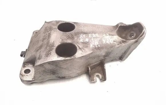 BMW X1 E84 Engine mounting bracket 6785695 73681310