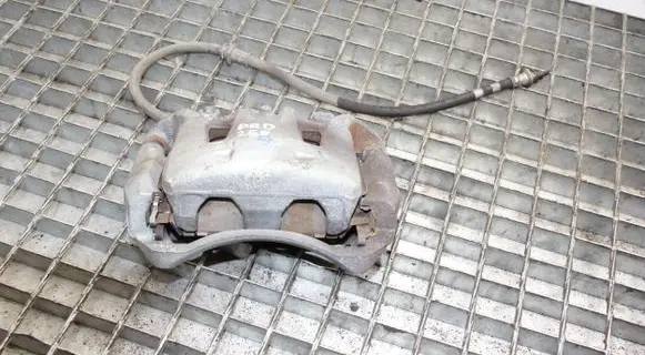 Nissan Leaf II (ZE1) Front brake caliper