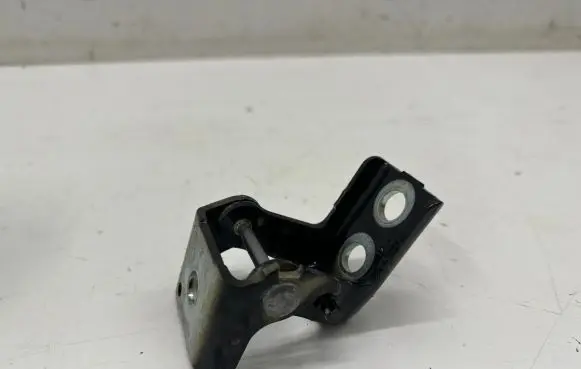 Peugeot 2008 II Rear door upper hinge