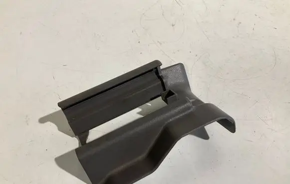 Mercedes-Benz E W211 Front passenger seat rail trim 2119192620 77020006