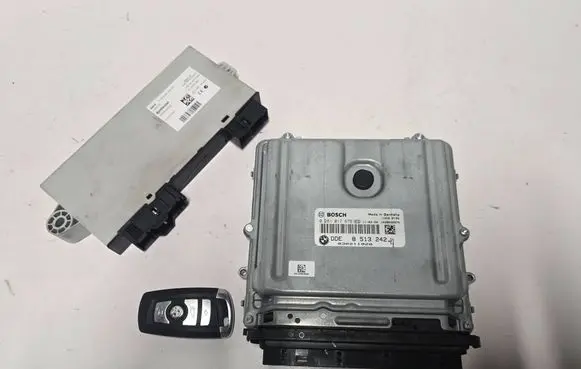Engine ECU kit and lock set