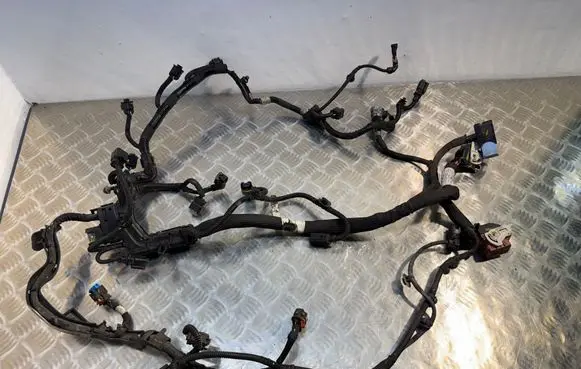 Peugeot 2008 I Engine installation wiring loom 9808960980 Dv6D