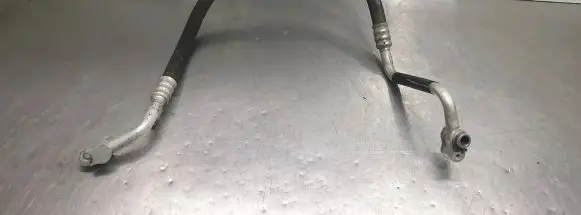 Air conditioning (A/C) pipe/hose