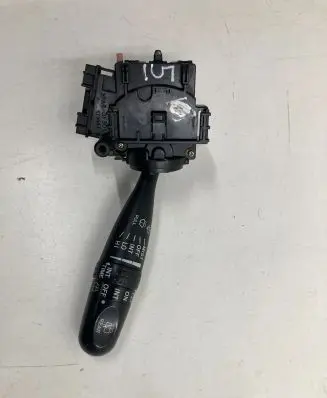 Toyota Corolla E120 E130 Wiper control stalk 173699