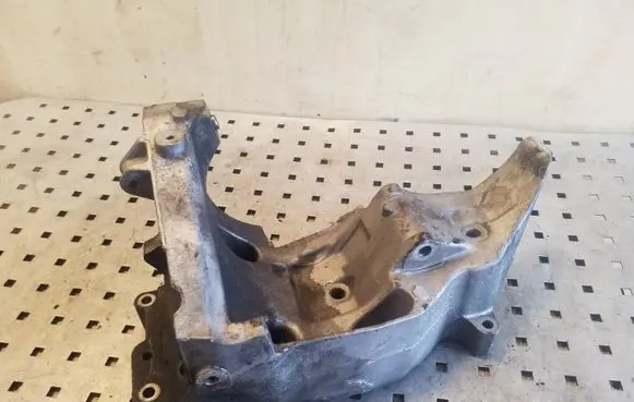 Generator/alternator bracket