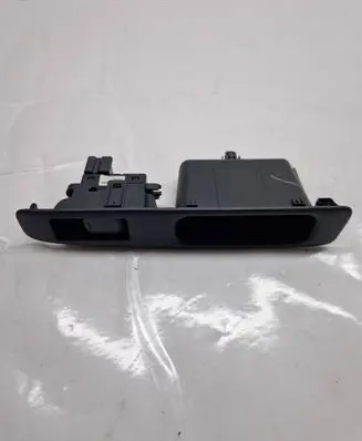 Nissan Qashqai Electric window control switch 82950JD000