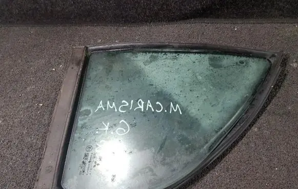 Mitsubishi Carisma Rear vent window glass 