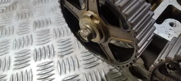 Mazda 626 Camshaft pulley/ VANOS 