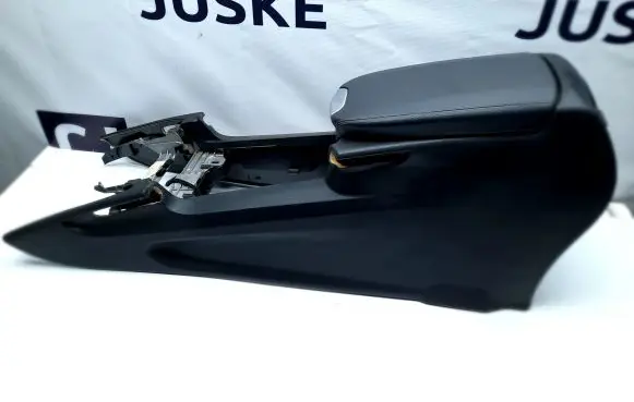 Mercedes-Benz ML W164 Armrest