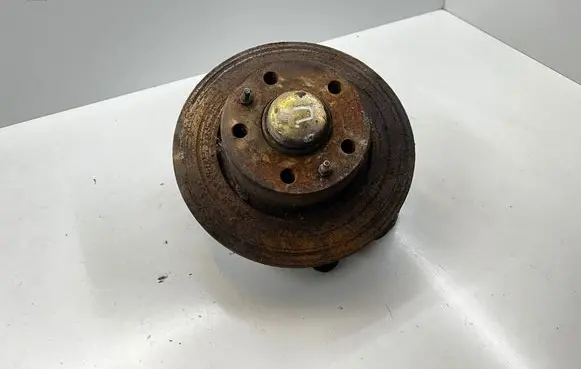 Iveco Daily 3rd gen Front wheel hub