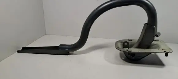 BMW 5 E60 E61 Tailgate/trunk/boot hinge 7034246