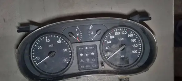 Renault Trafic II (X83) Speedometer (instrument cluster) P8200252449A