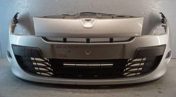 Renault Megane III Front bumper 620220004R