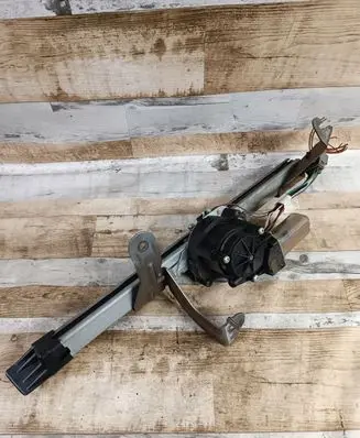 Tailgate/trunk/boot lift motor