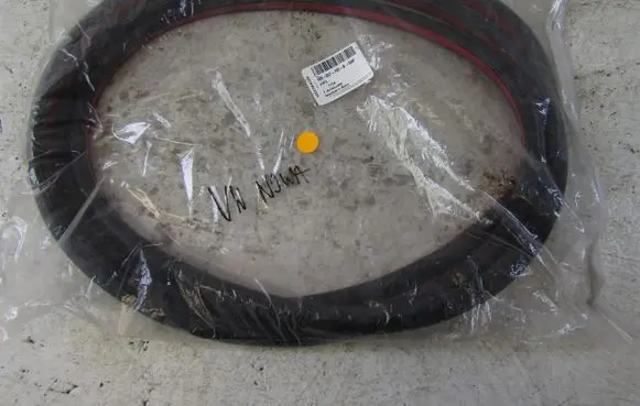Volkswagen Golf VI Front door rubber seal 1K5837702B
