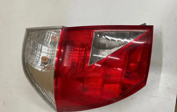 Honda FR-V Rear/tail lights