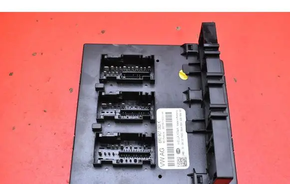 Audi Q3 8U Comfort/convenience module 8X0907063K