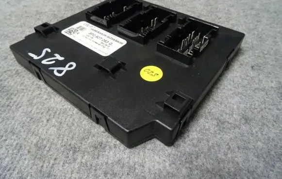 Audi A3 S3 A3 Sportback 8P Comfort/convenience module 8P0907063G