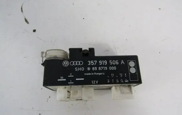 Volkswagen Polo III 6N 6N2 6NF Fan control module 357919506A