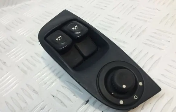 Renault Megane I Wing mirror switch 7700429344