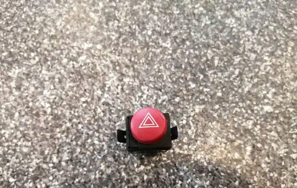 Seat Ibiza III (6L) Hazard light switch 6L1953235A