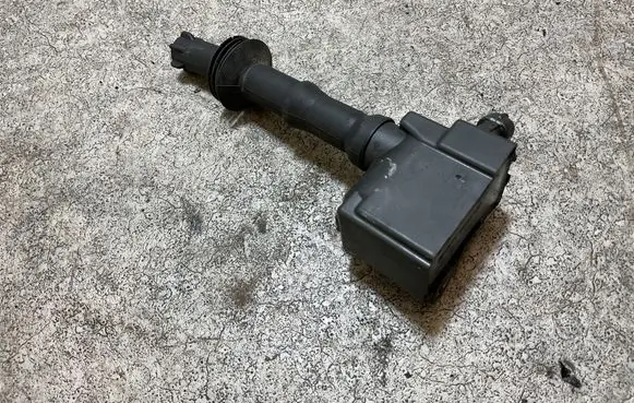 Opel Grandland X High voltage ignition coil 9808653680 04797 57918