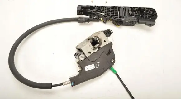 Maserati Ghibli Rear door lock 670030899