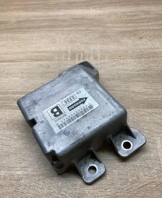 Mazda 3 I Airbag control unit/module C2366329504